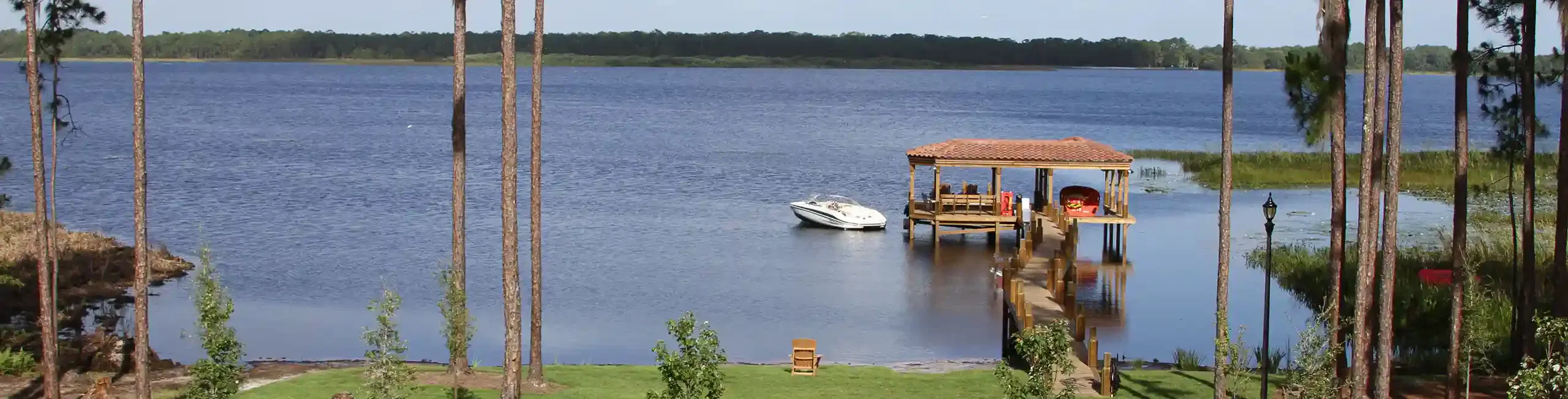 Your Go-To Dock & Deck Builder in Winter Park, FL 4 Backyard boat dock - Boat Docks builder and contractor in Winter Park FL