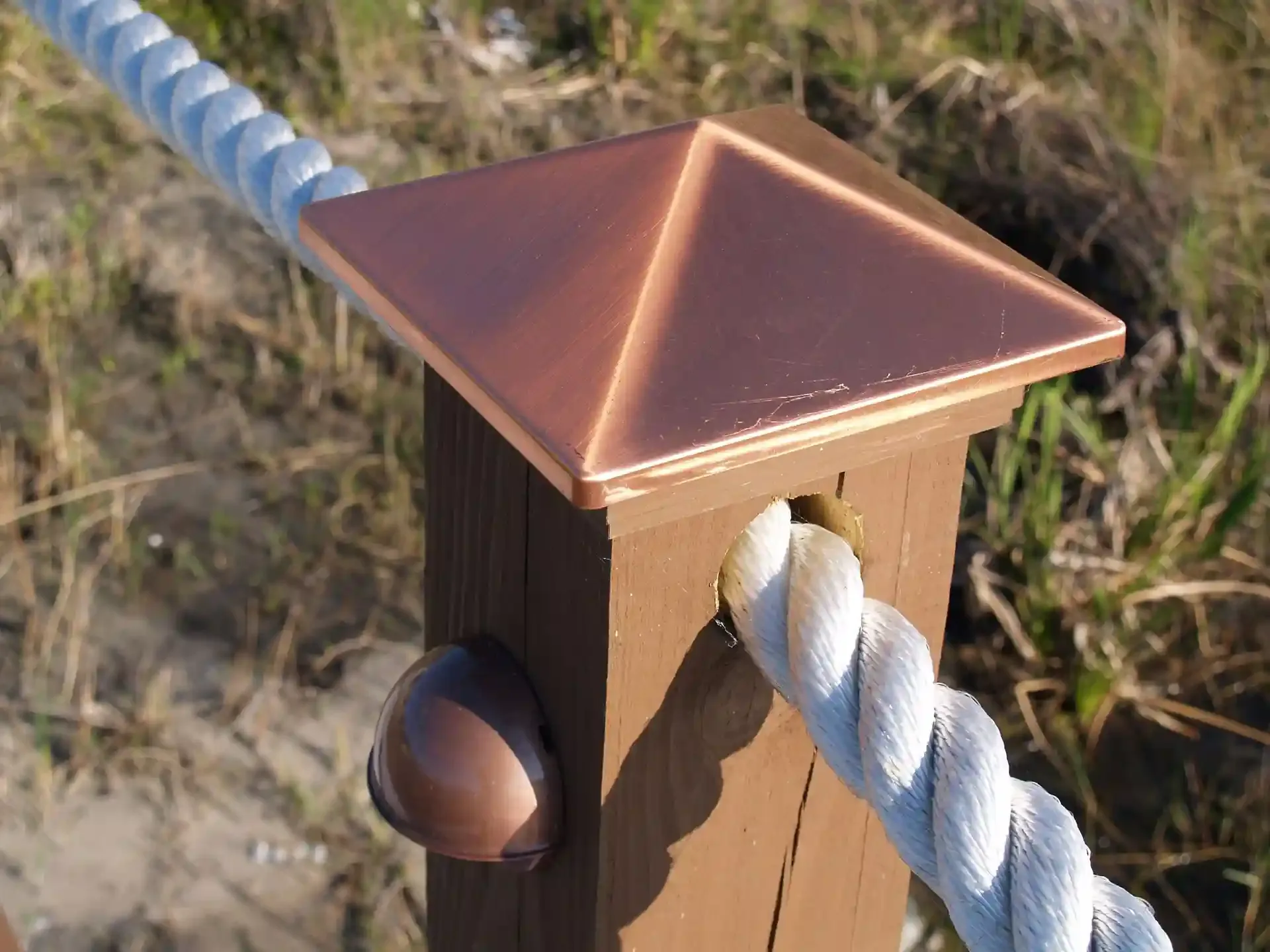 photo of a nautical rope dock railing